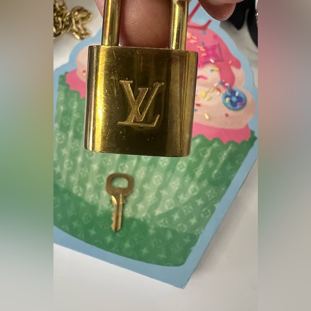 Lock & Key #312 - image 7